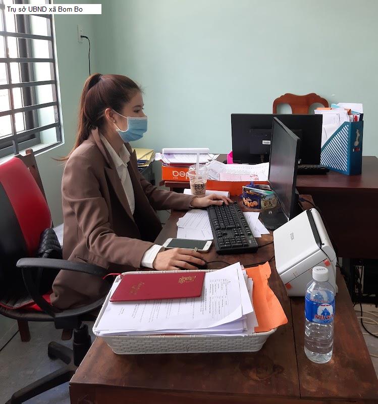 Trụ sở UBND xã Bom Bo